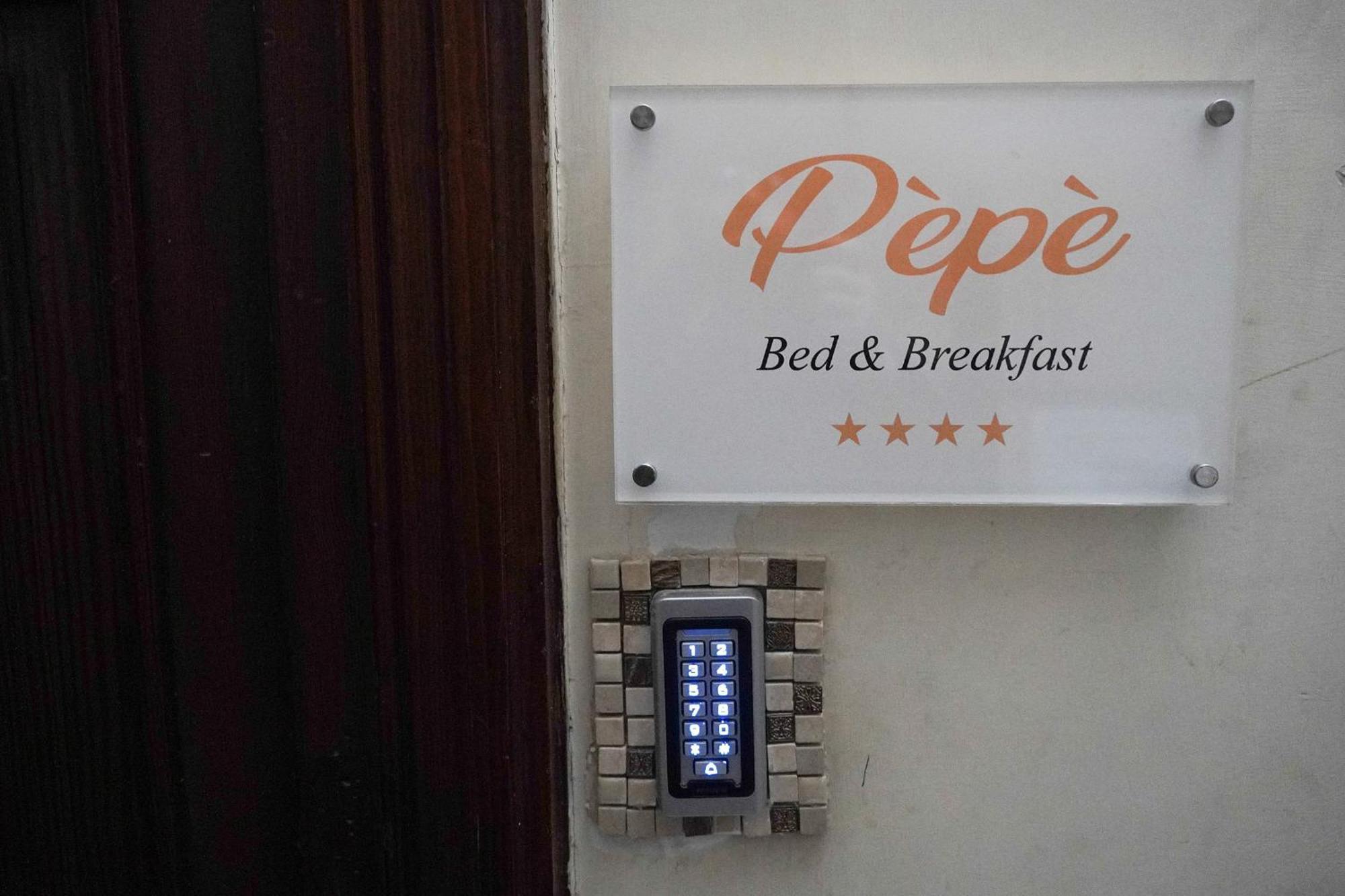 Pepe Bed & Breakfast Napoli Dış mekan fotoğraf